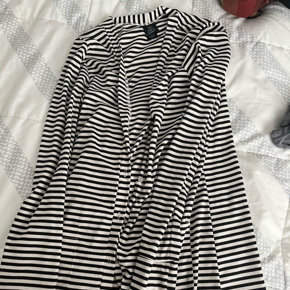 Agnes and Dora cardigan